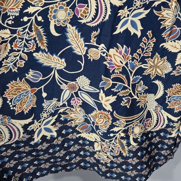 🐢 Tan Trend Wife leg flowy slacks imported from Spain. Size M - Picture 4 of 17